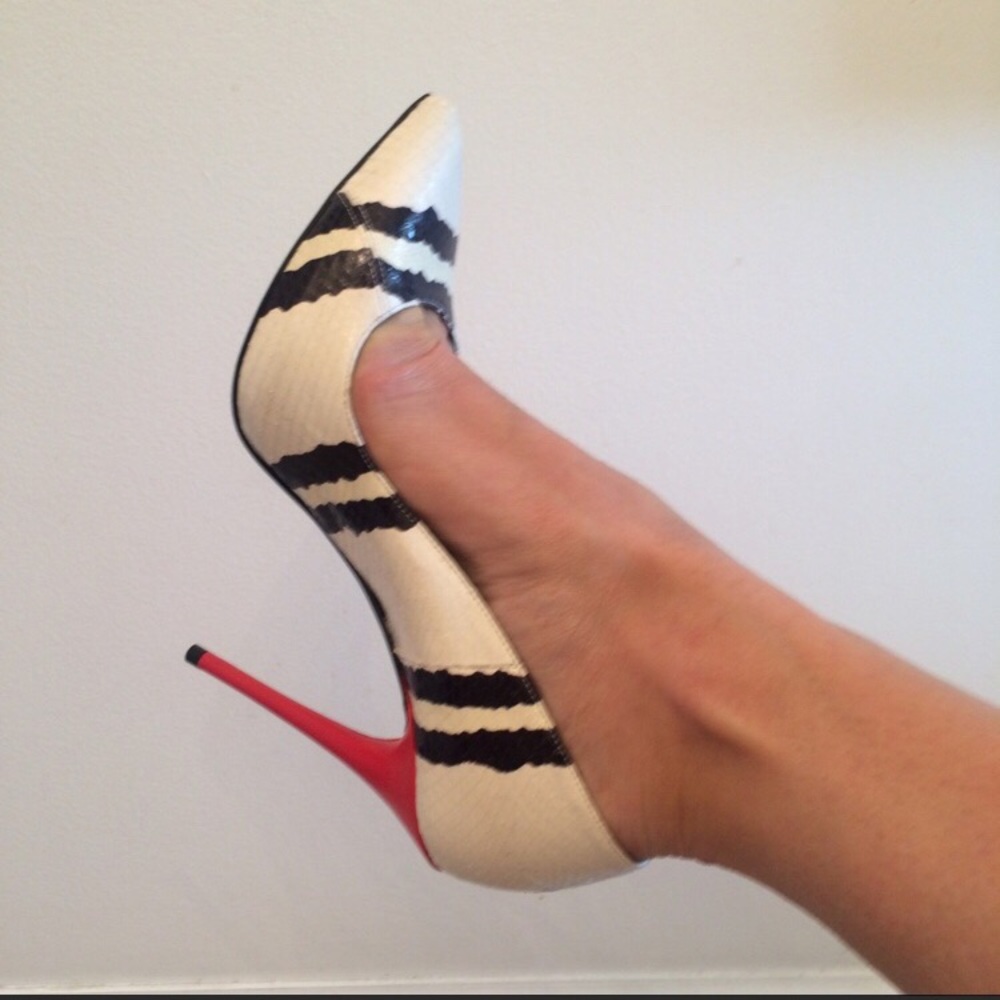 McQueen pumps - Picture 5 of 5